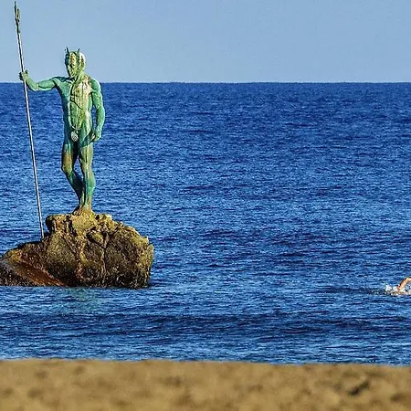 Atico En Primera Linea De Playa De
